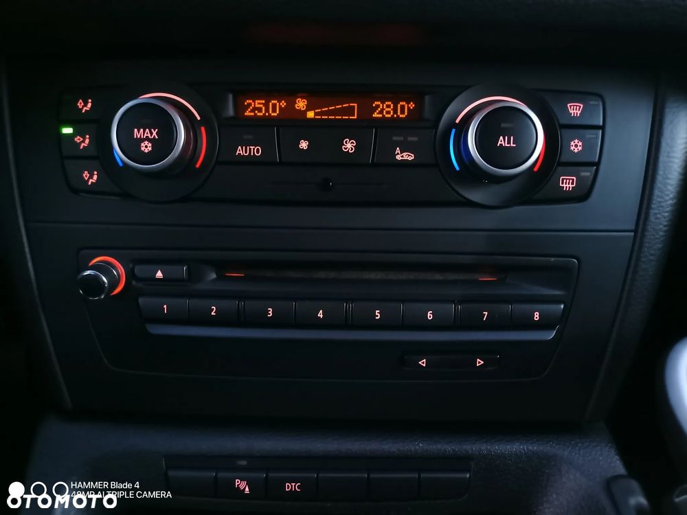 BMW X1 sDrive18i Sport Line - 8
