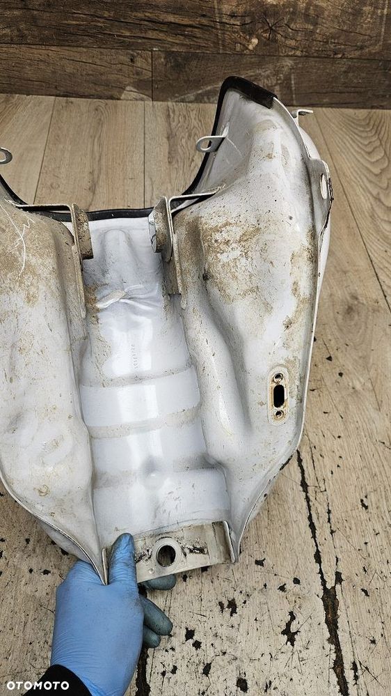 Zbiornik paliwa bak Yamaha XT600 3TB - 13