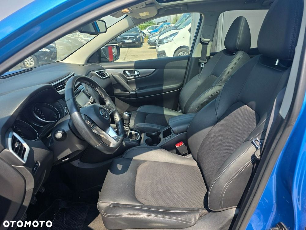 Nissan Qashqai - 12