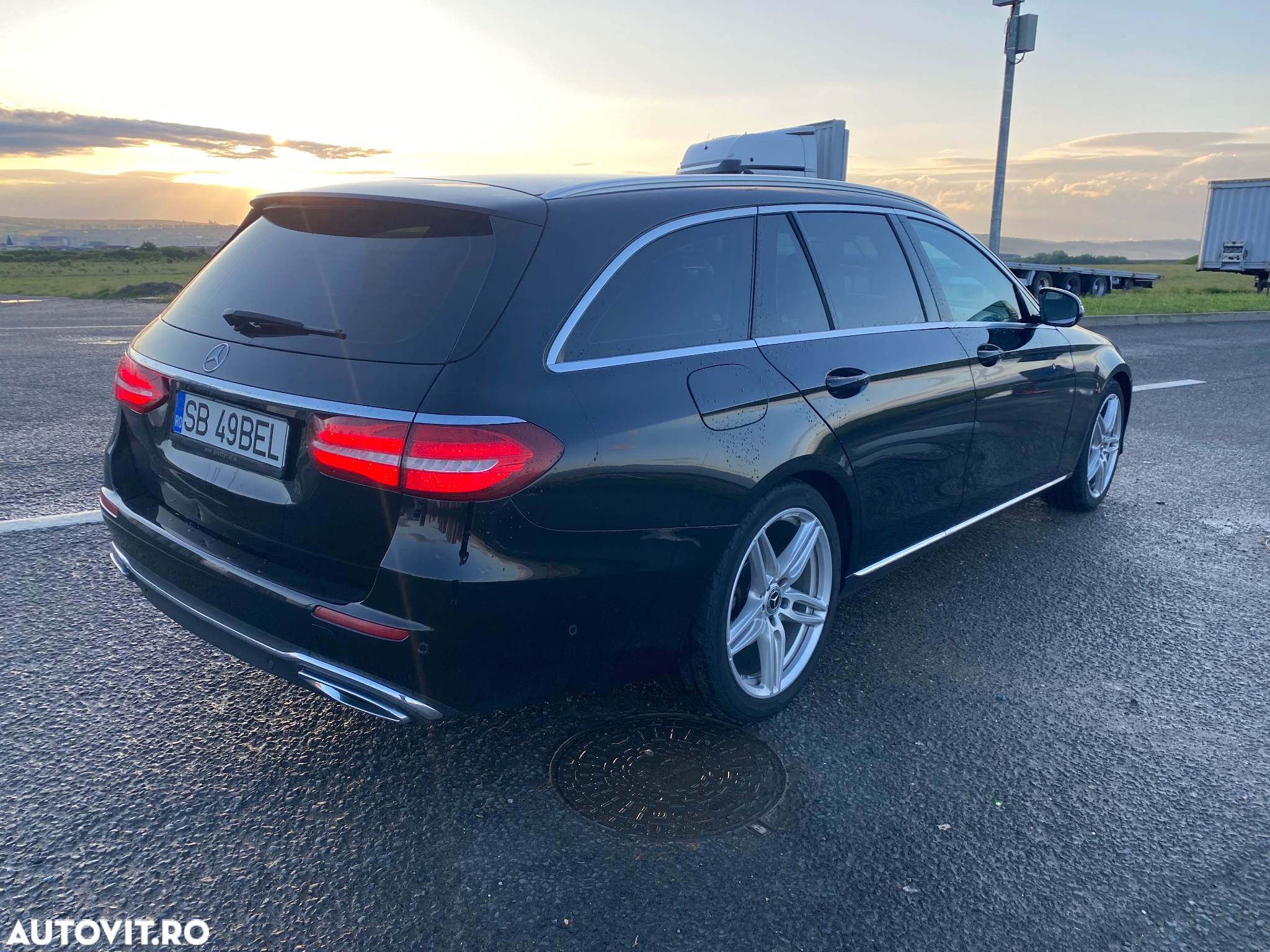 Mercedes-Benz E 220 d T-Modell Aut. - 4