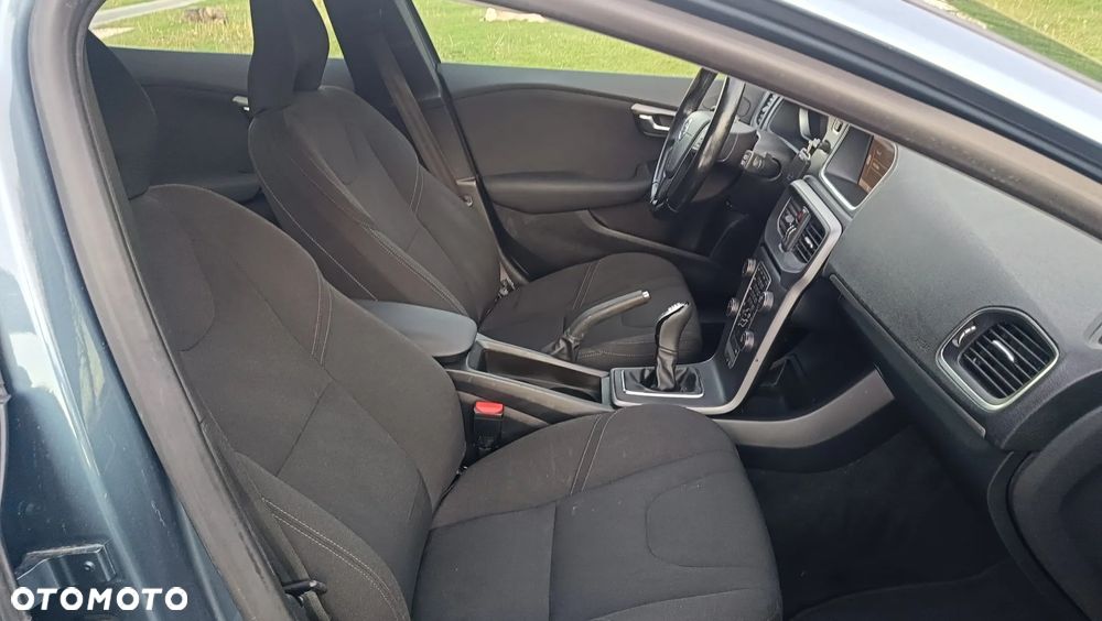 Volvo V40 - 11