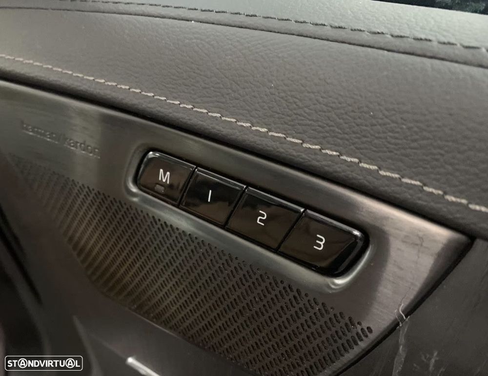 Volvo XC 90 D5 AWD Geartronic RDesign - 15
