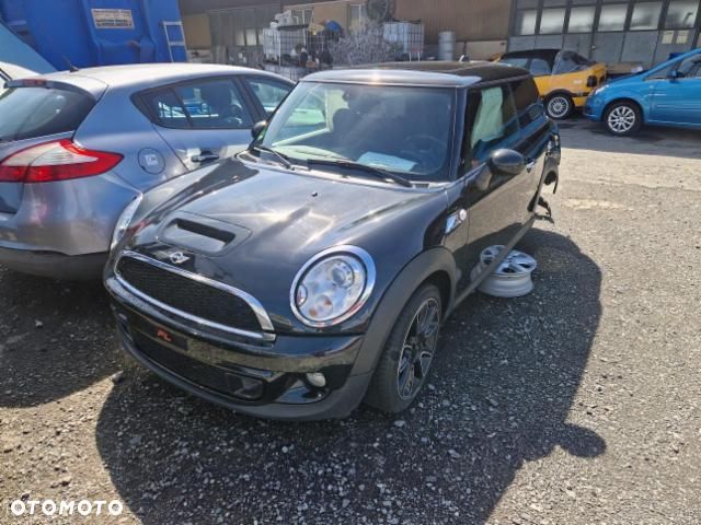MINI Cooper S - 4
