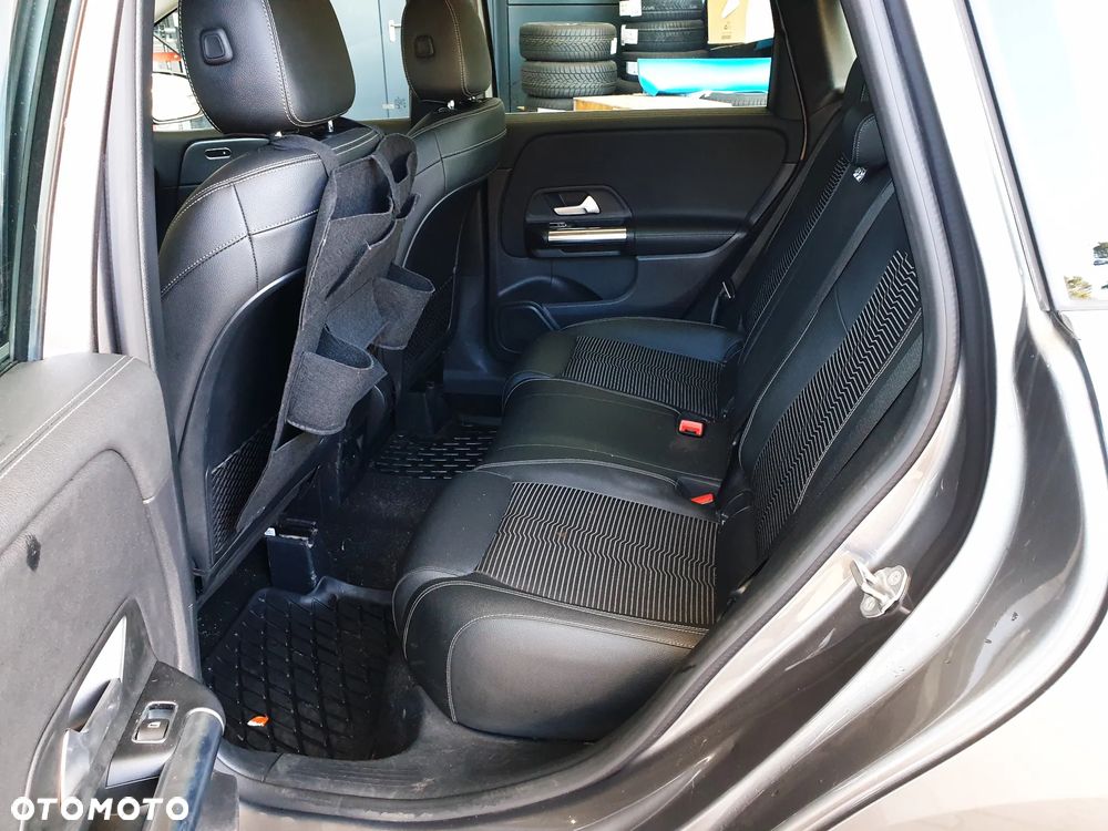Mercedes-Benz Klasa B 180 d Progressive 8G-DCT - 12