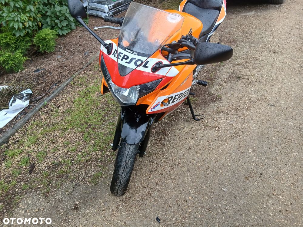 Honda CBR - 6