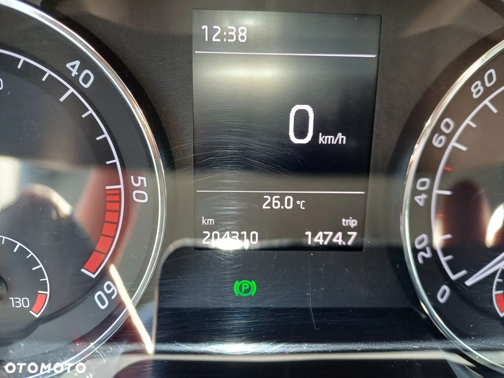 Skoda Superb 2.0 TDI Active - 11
