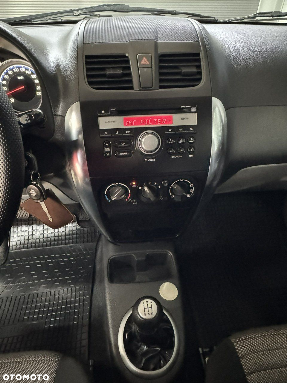 Suzuki SX4 - 28