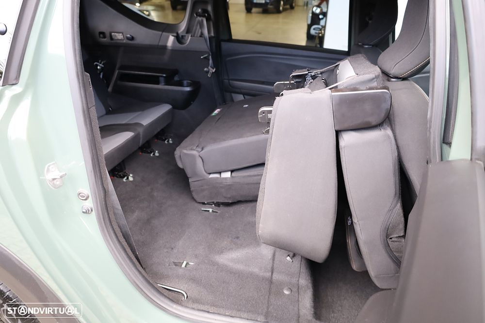 Dacia Jogger 1.0 TCe Extreme 7L - 42