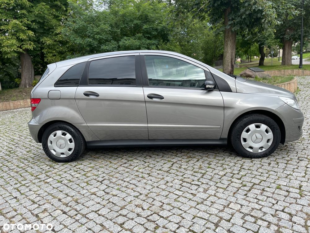 Mercedes-Benz Klasa B - 24