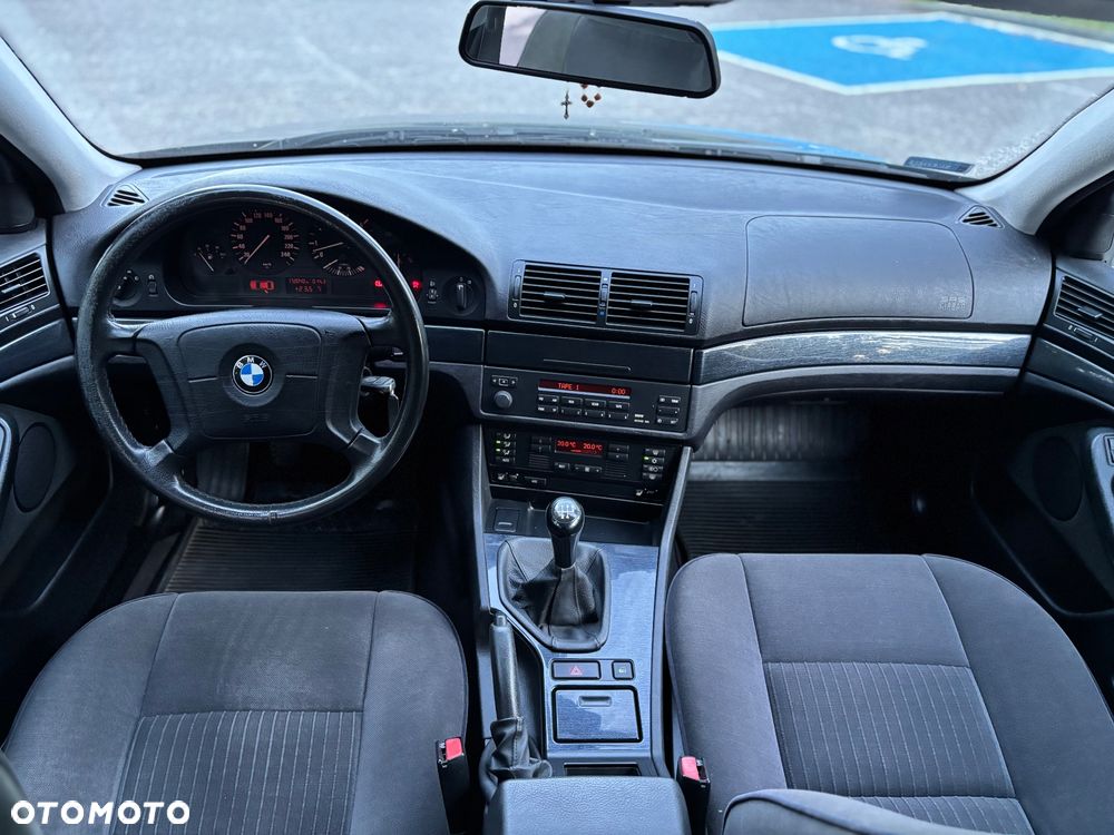 BMW Seria 5 - 12