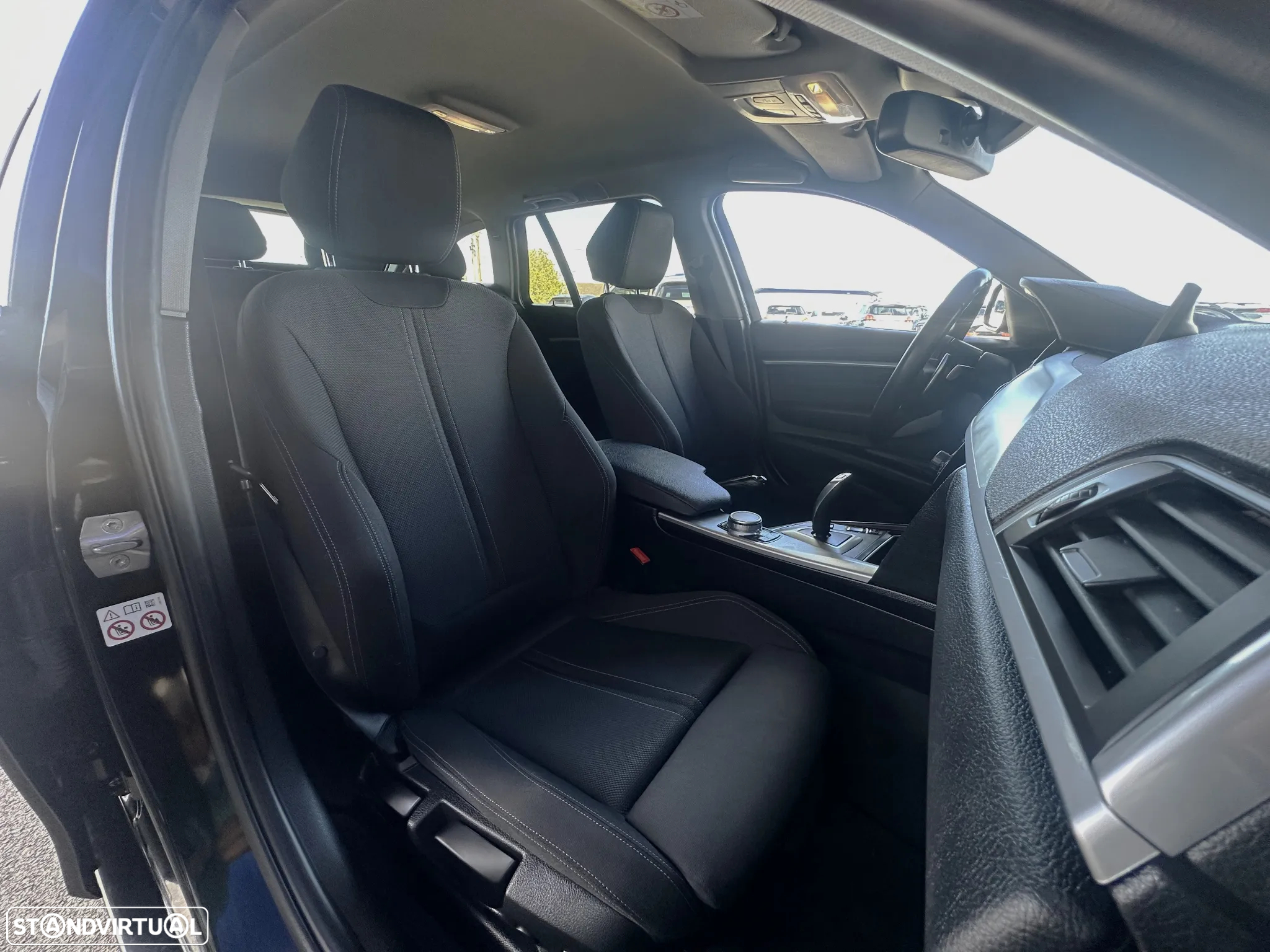 BMW 318 d Touring Line Sport Auto - 3