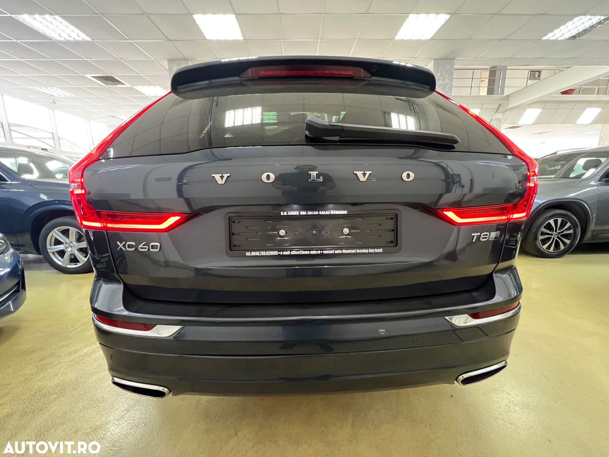 Volvo XC 60 T8 Twin Engine AWD Geartronic Inscription - 11