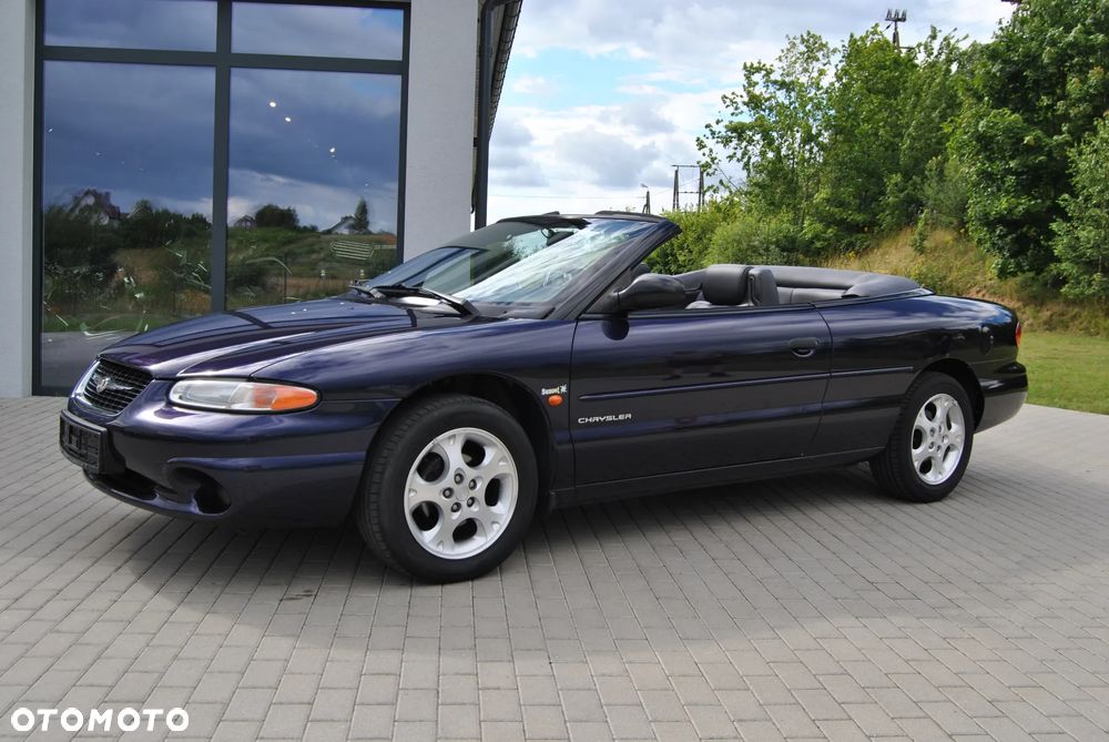 Chrysler Stratus - 1