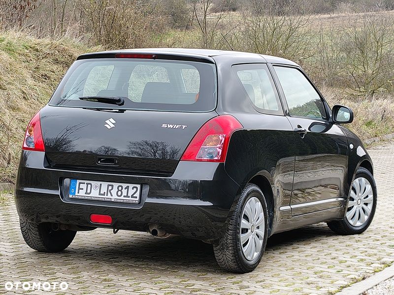 Suzuki Swift 1.3 Comfort - 4