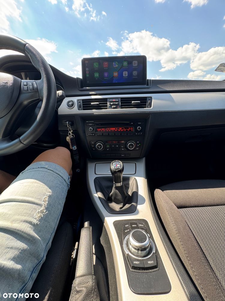 BMW Seria 3 320d - 16