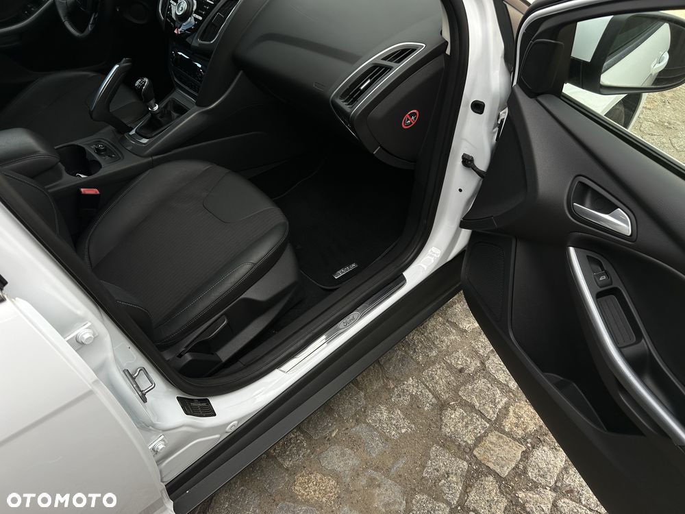 Ford Focus 1.6 EcoBoost Start-Stopp-System Titanium - 15