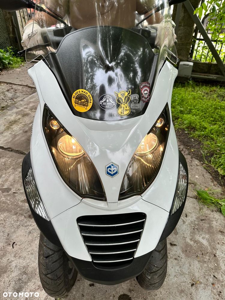 Piaggio MP-3 - 13