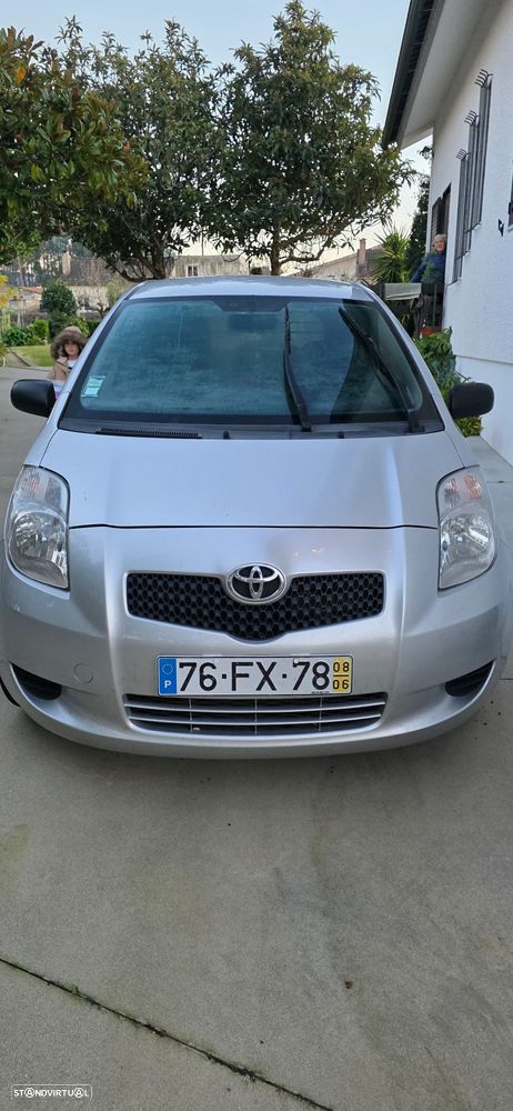 Toyota Yaris 1.4 D-4D - 3