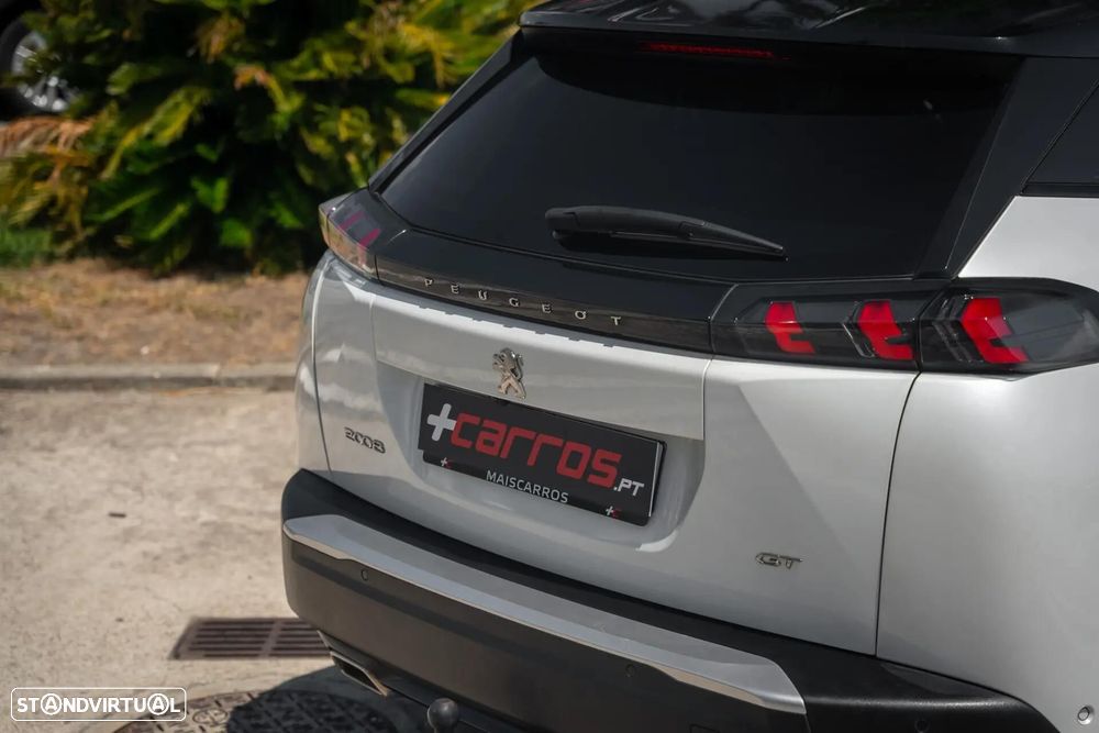 Peugeot 2008 1.2 PureTech GT - 12
