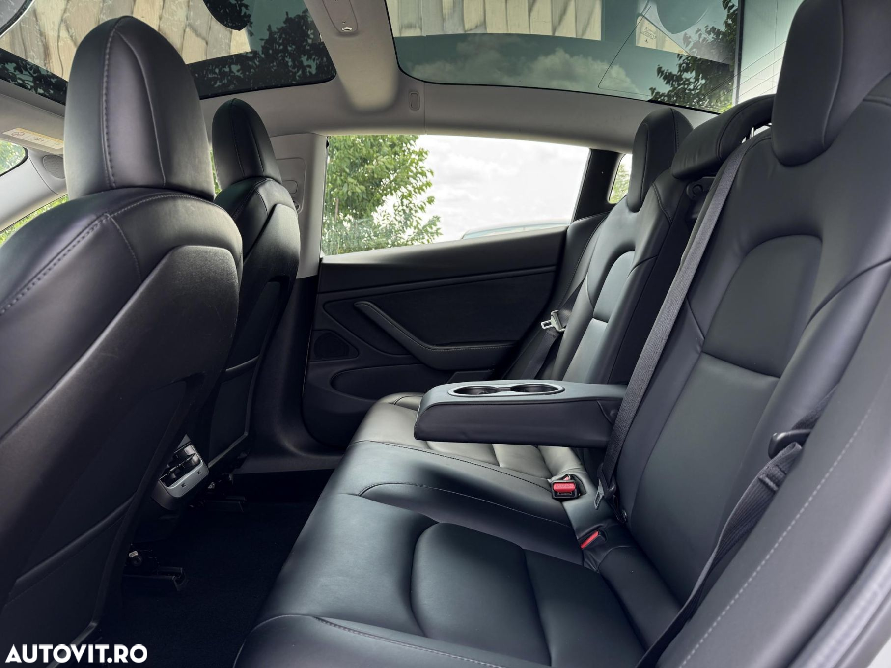 Tesla Model 3 - 30