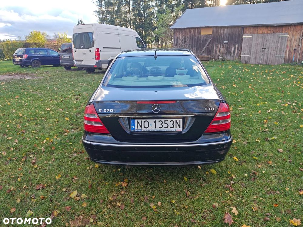 Mercedes-Benz Klasa E - 4