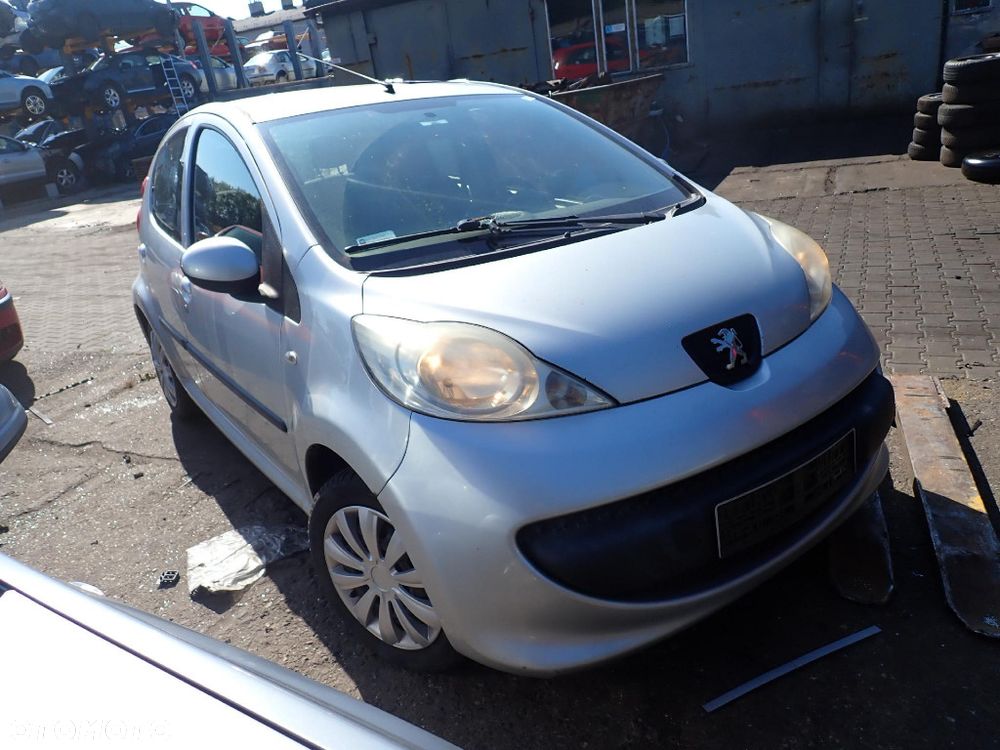 CZĘSCI - Peugeot 107 1,0 68KM CFA FILM HB 5D 5B lakier KTB 2007r. INDEX - 10244 - 3