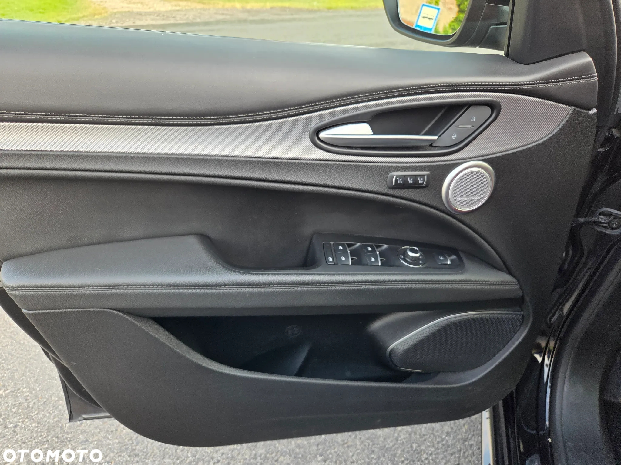 Alfa Romeo Stelvio 2.0 Turbo 16V AT8-Q4 Veloce - 12