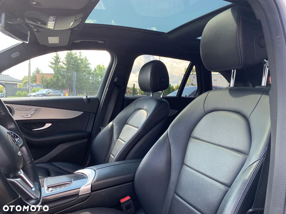 Mercedes-Benz GLC 300 4Matic 9G-TRONIC Edition Avantgarde - 10