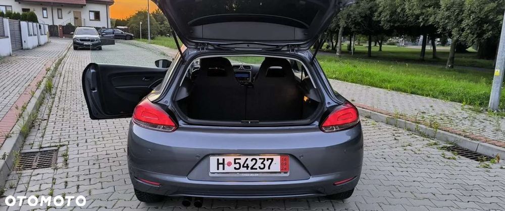 Volkswagen Scirocco 2.0 TDI - 16