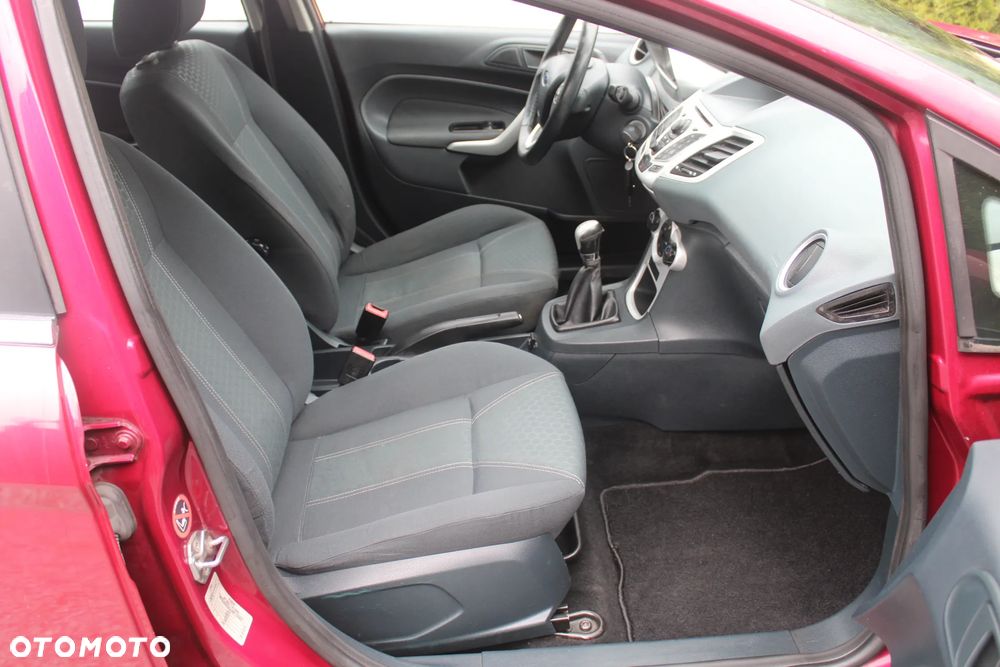 Ford Fiesta 1.25 Ambiente - 21
