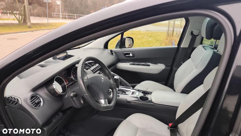 Peugeot 3008 HDi FAP 165 Automatik Allure - 4