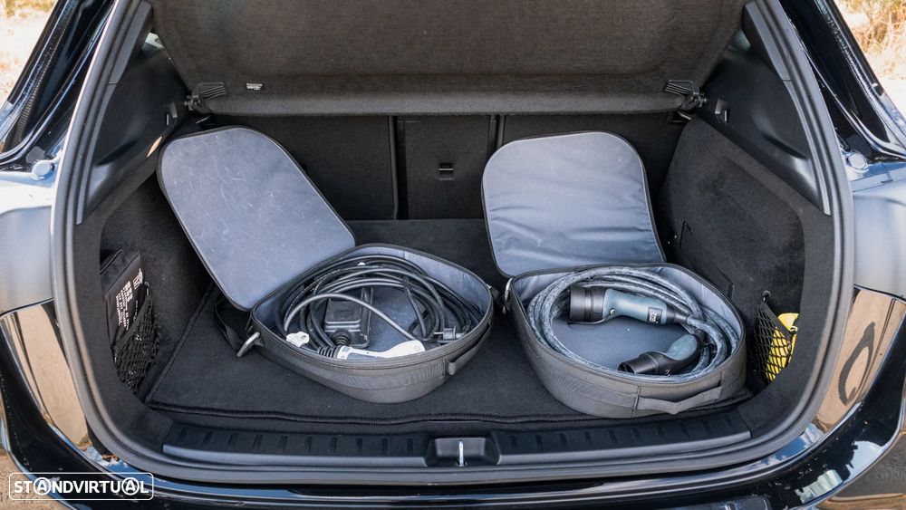 Mercedes-Benz EQA 250 - 29