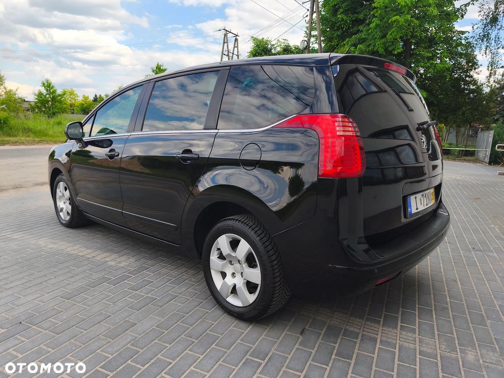 Peugeot 5008 - 6