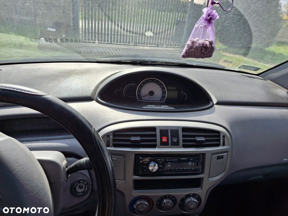 Hyundai Matrix 1.8 Elegance / Style - 4