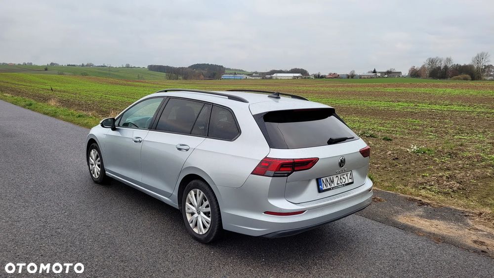 Volkswagen Golf - 10