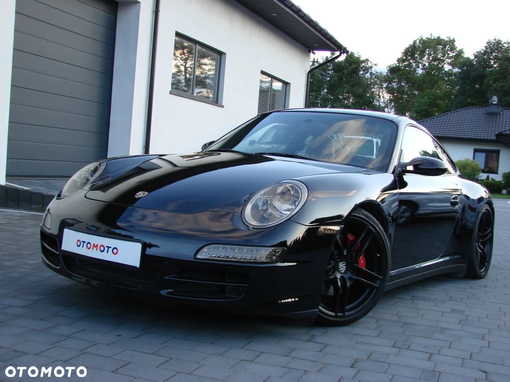 Porsche 911 Carrera 4 S - 8
