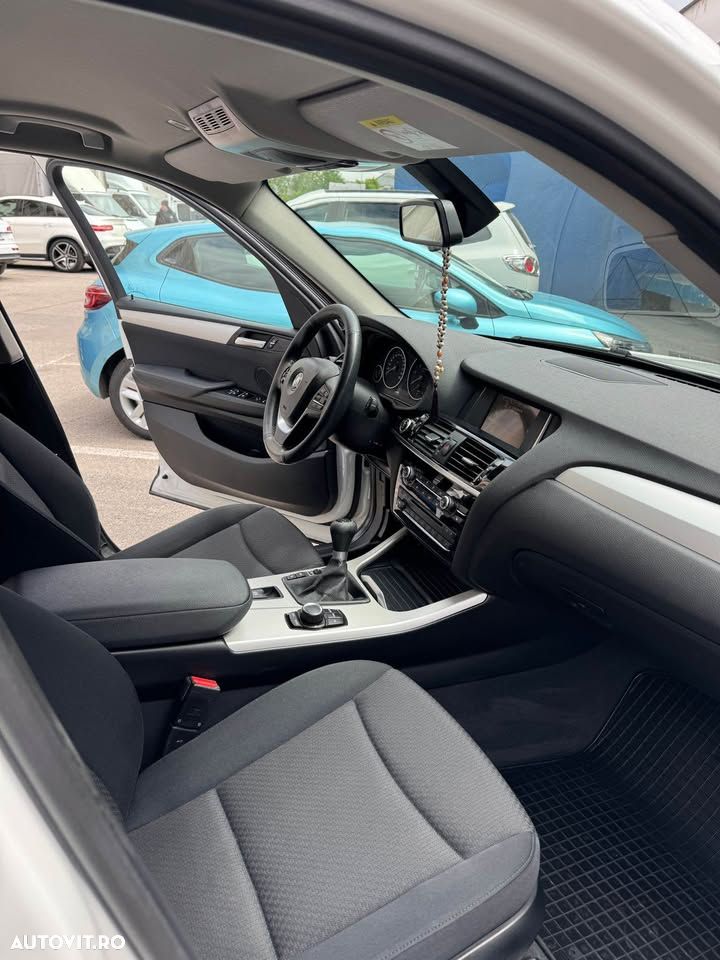 BMW X3 xDrive20d - 8