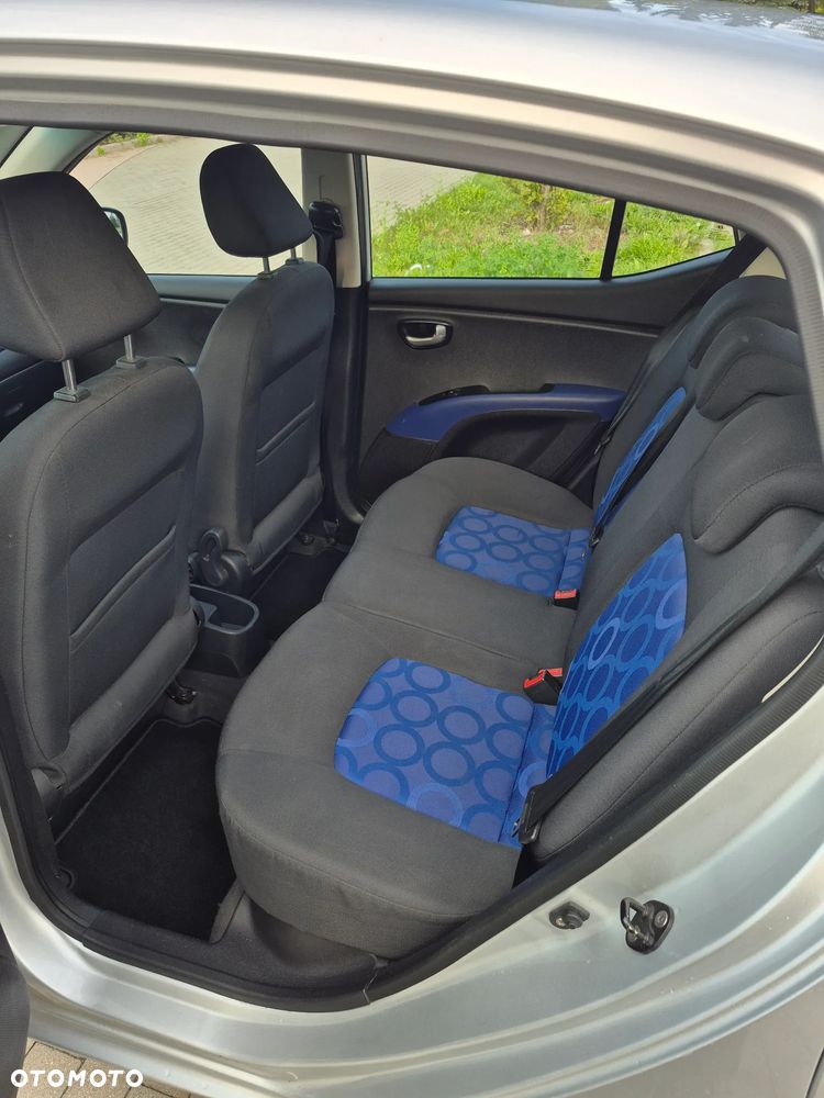 Hyundai i10 1.1 Style - 9