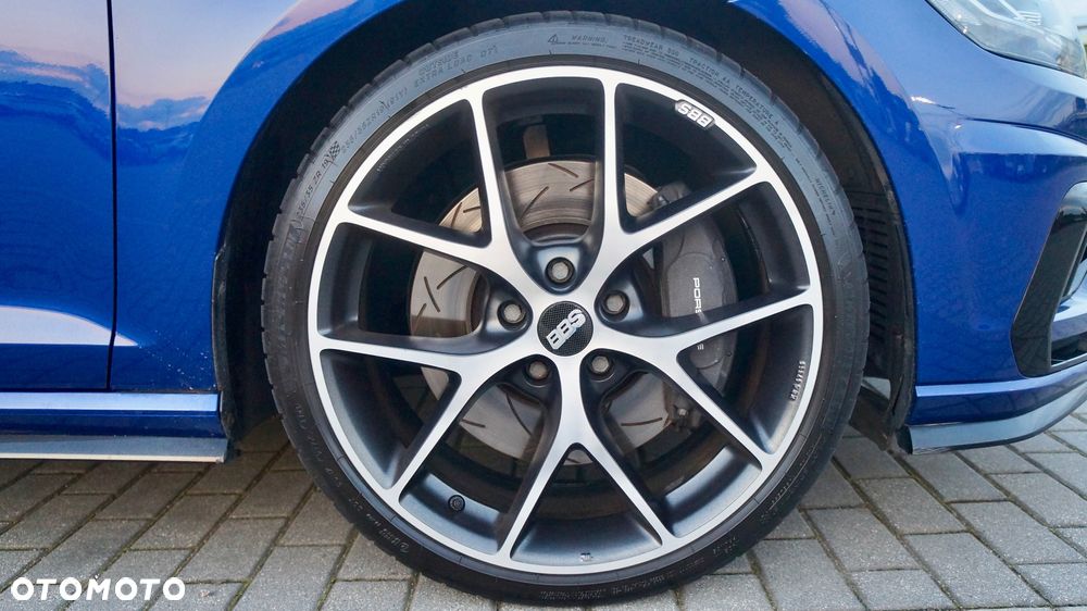 Volkswagen Golf - 7