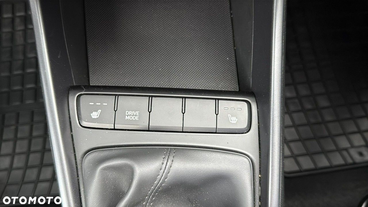 Hyundai i20 1.0 T-GDi Modern DCT - 18
