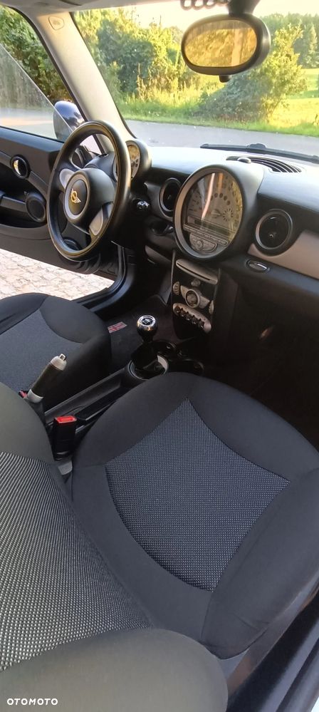 MINI Cooper Standard - 9