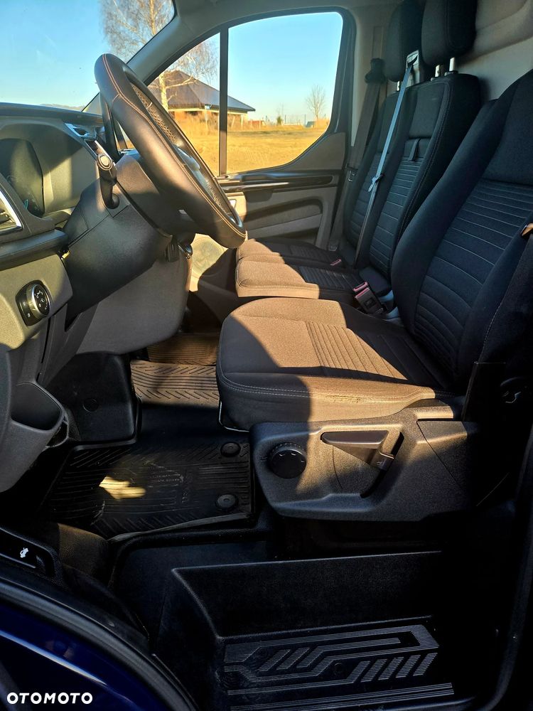 Ford TRANSIT CUSTOM - 14