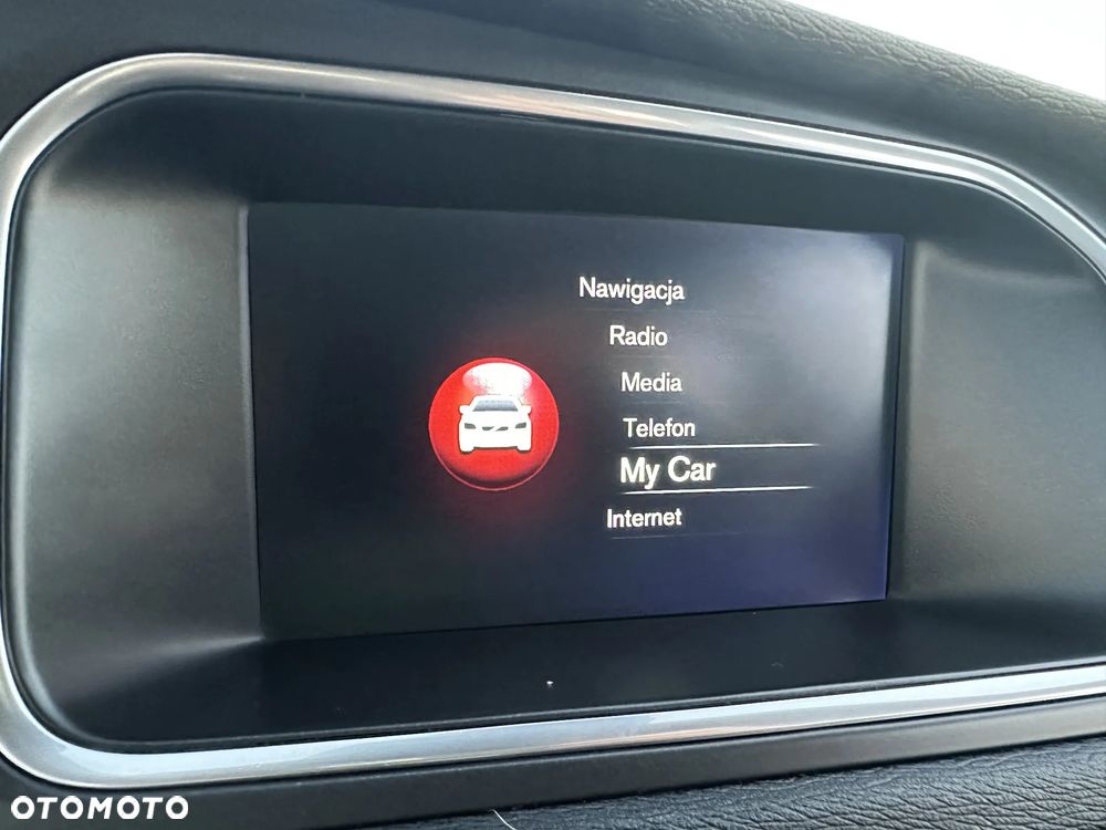 Volvo V40 Cross Country D2 Drive-E Ocean Race - 30