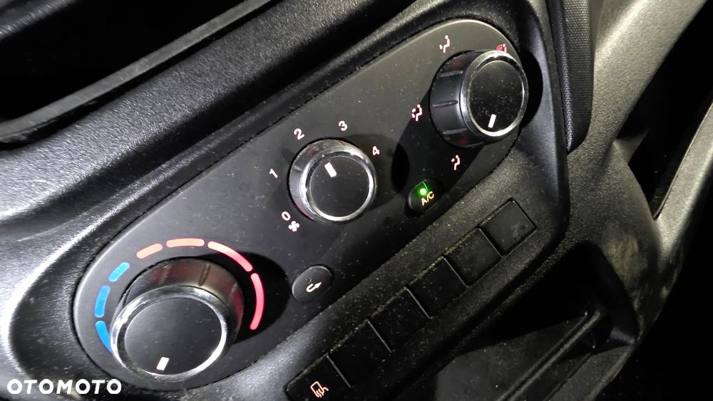 Iveco Daily 35C15 - 4