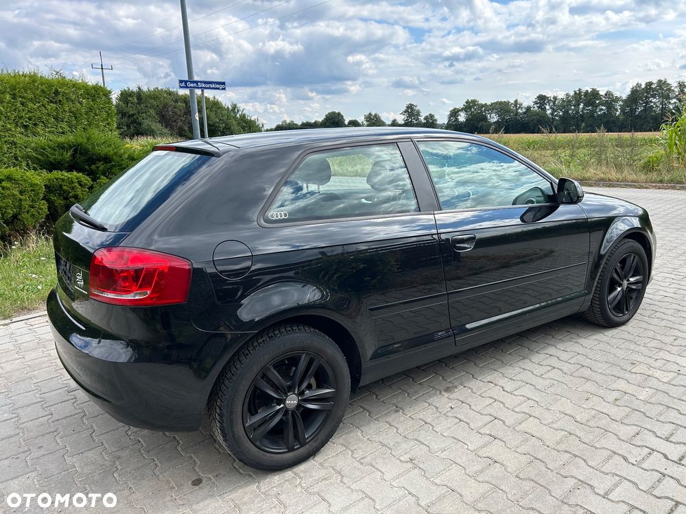 Audi A3 3-drzwiowe 1.8 TFSI Ambiente - 5