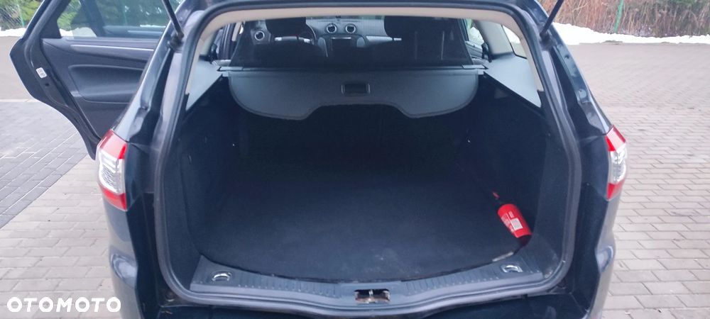 Ford Mondeo 2.0 TDCi Trend - 10