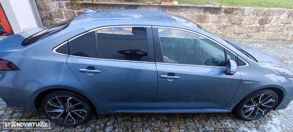 Toyota Corolla SD 1.8 Hybrid Luxury - 8