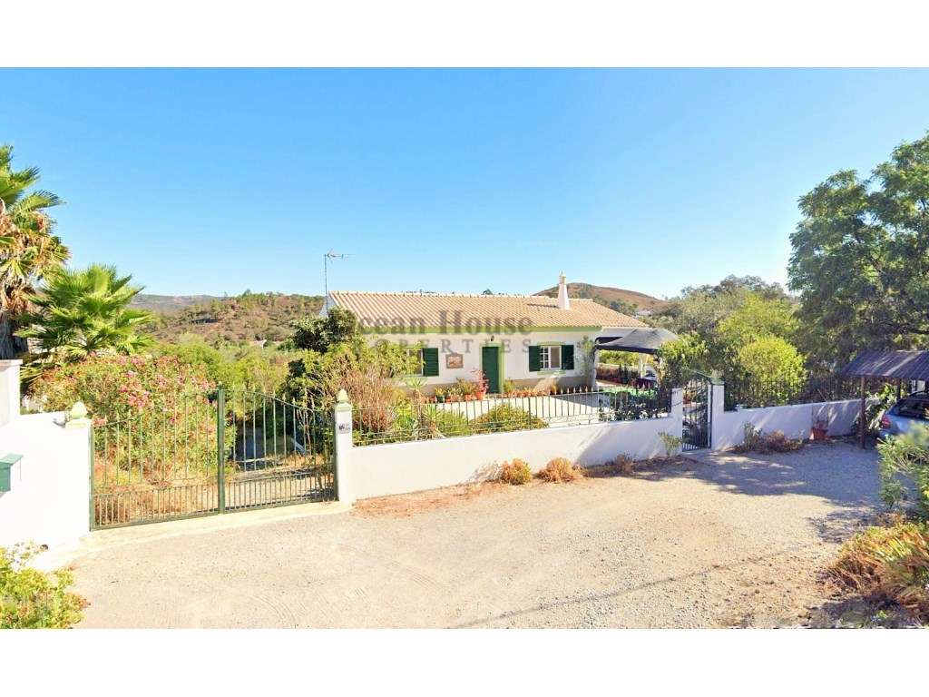 Moradia térrea com terreno de 4700m2, em São Brás de Alportel - Grande imagem: 3/18