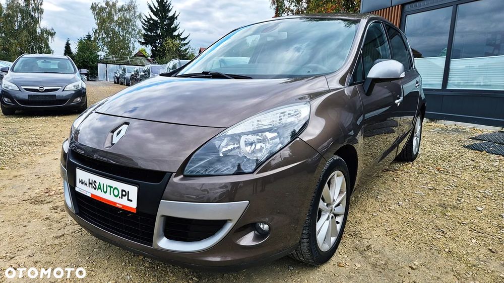 Renault Scenic 1.6 16V 110 TomTom Edition - 1