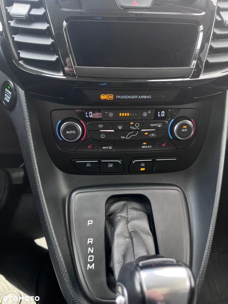 Ford Tourneo Connect - 16